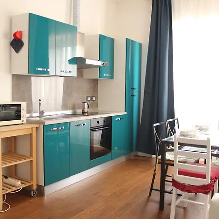Art Stazione A Apartment Florence